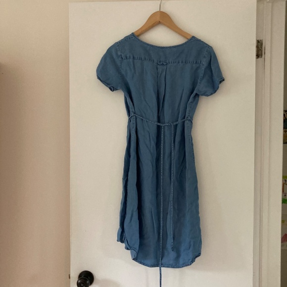 Momzelle XS chambray nursing dress - Picture 3 of 7